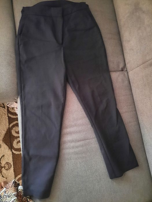 Set Zara M pantaloni 3 sferturi noi