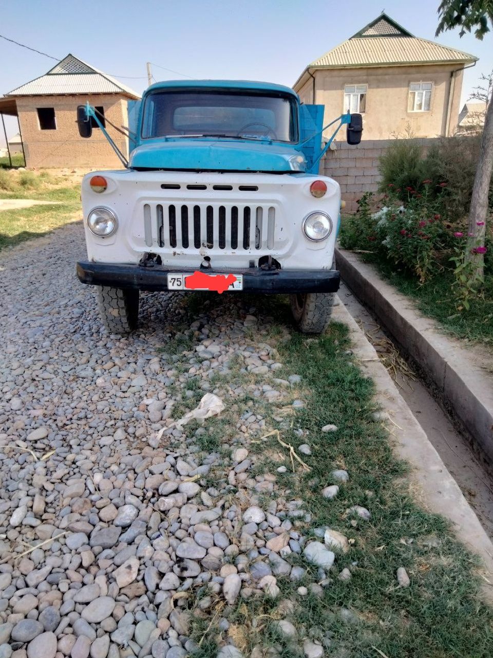 Gaz 5204 yili 1981 xolati zo‘r