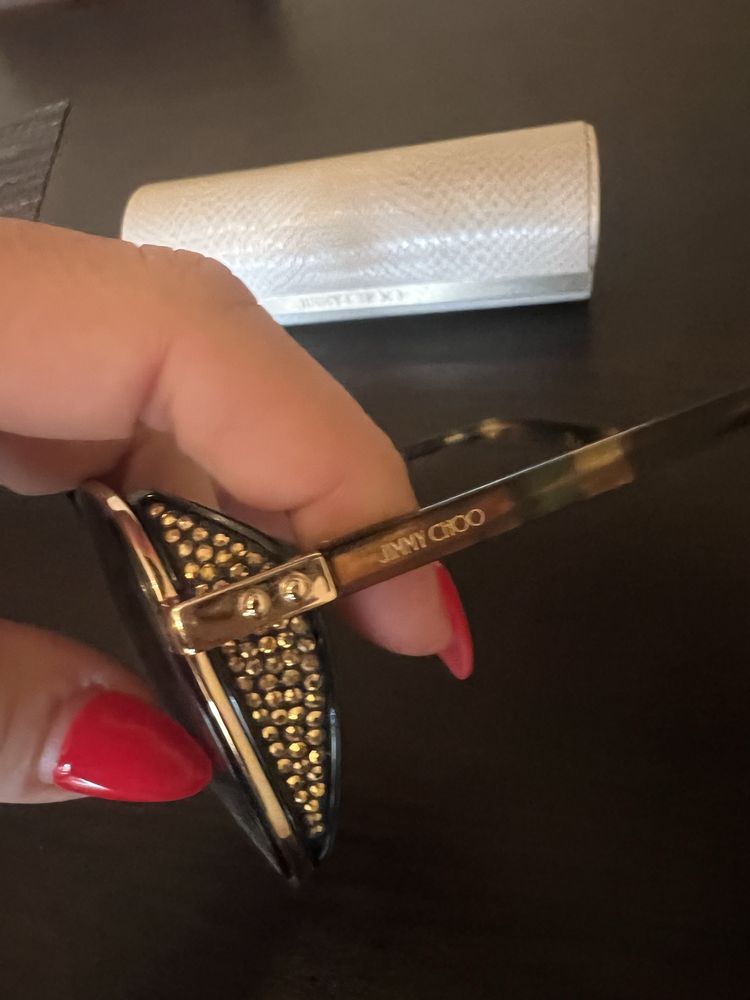 Слънчеви очила на Jimmy Choo, Bulgari, Givenchy, Miu miu!