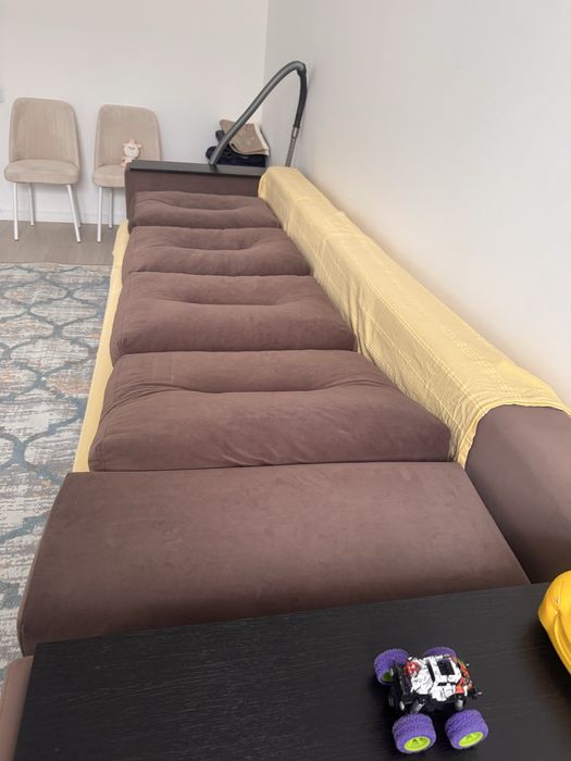 Диван в отличном состоянии