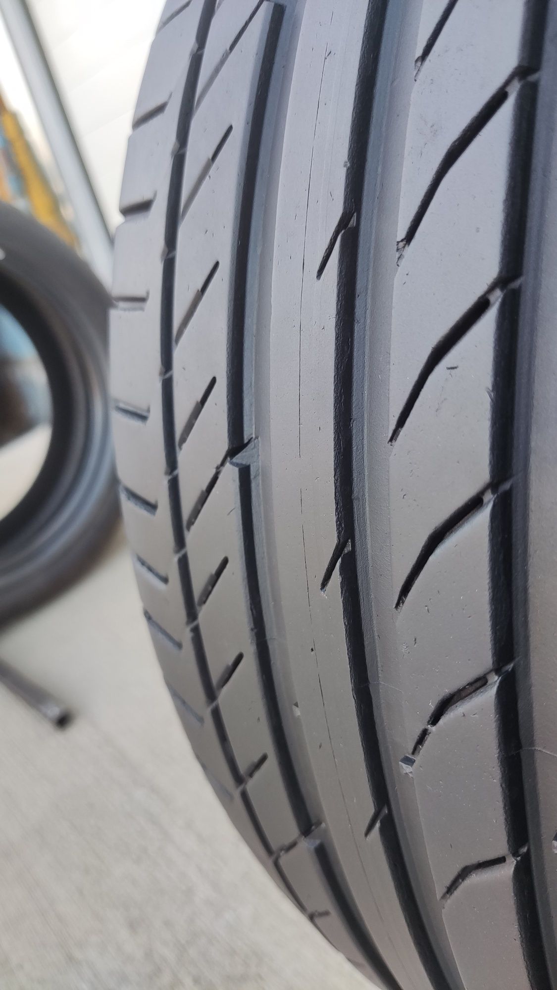 2бр. летни гуми 225/45/17 Continental Premium Contact 5, Runflat,SSR
d