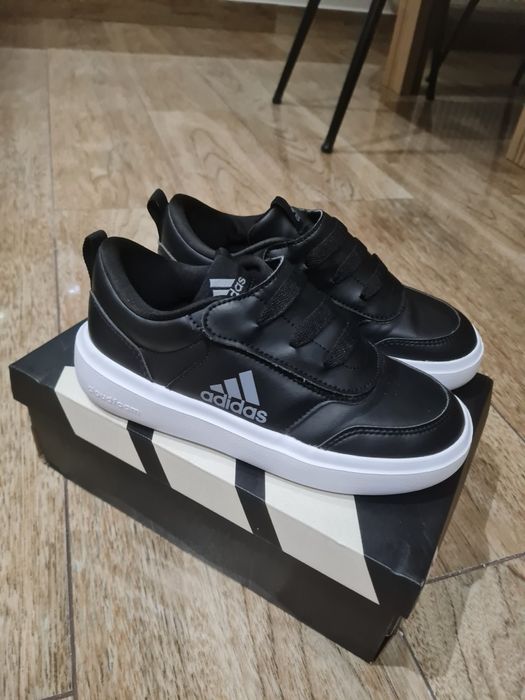 Ghete/Sneakersi Adidas baieti  35