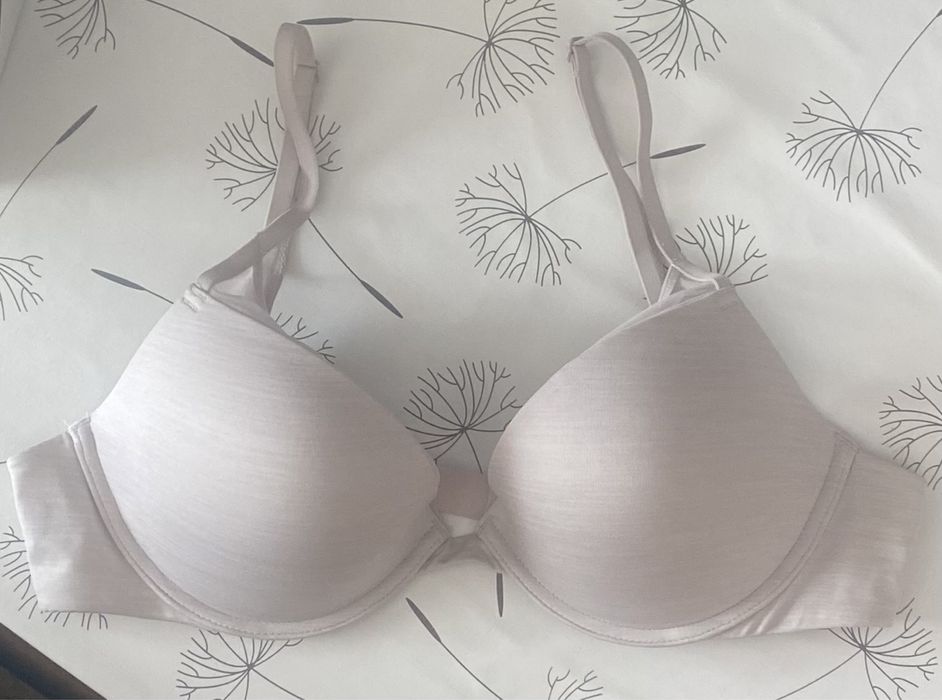 Sutien Victoria’s Secret adus din USA