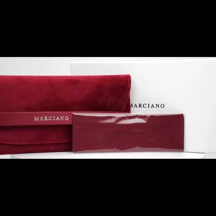 Оригинални дамски слънчеви очила Marciano Guess