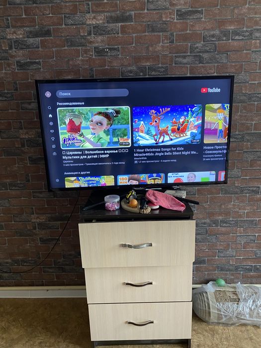 Телевизор samsung