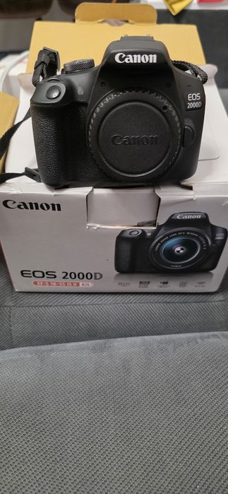 Kit Canon EOS 2000D 24.1MP + 2 Obiective