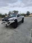 Vand Toyota Hilux 2021- accept varinate cu auto, +  - diferenta