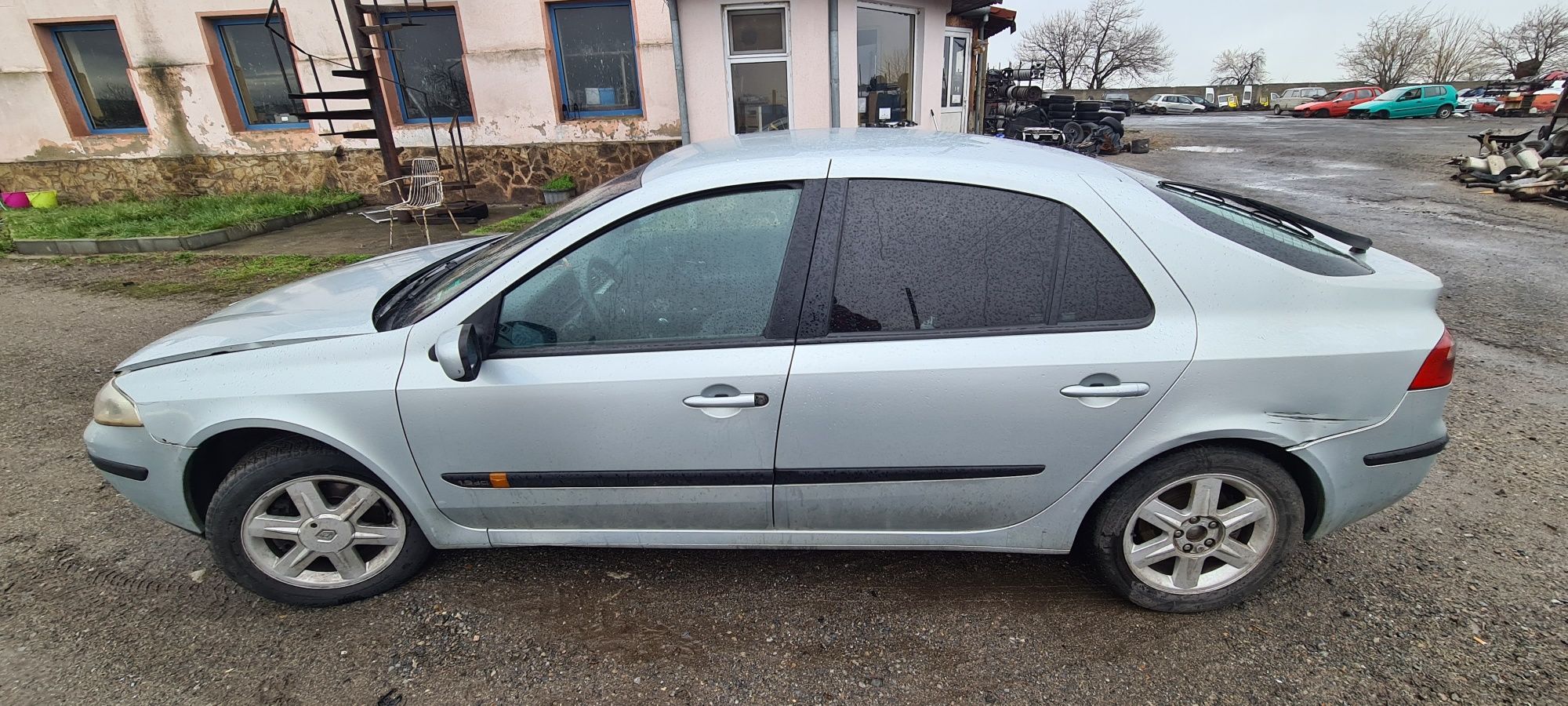 Renault Laguna (1.9DCi 2004г) на части