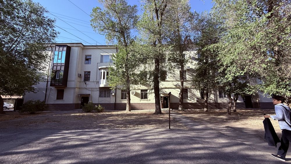 3ком в центре кирпич