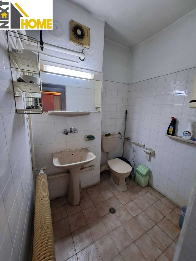 Продава се Тристаен апартамент в Асеновград - 143 кв.м за 660 €/кв.м - Снимка #6