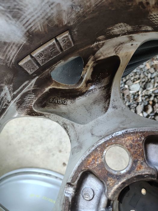 4бр.АЛУМИНИЕВИ ДЖАНТИ 15ки за FORD 4x108 6jx15 et47,5