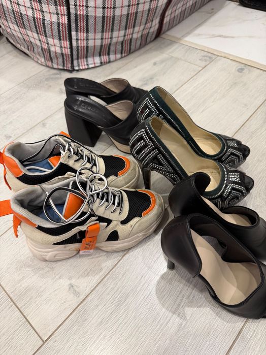 Обувь женская. 4 пары