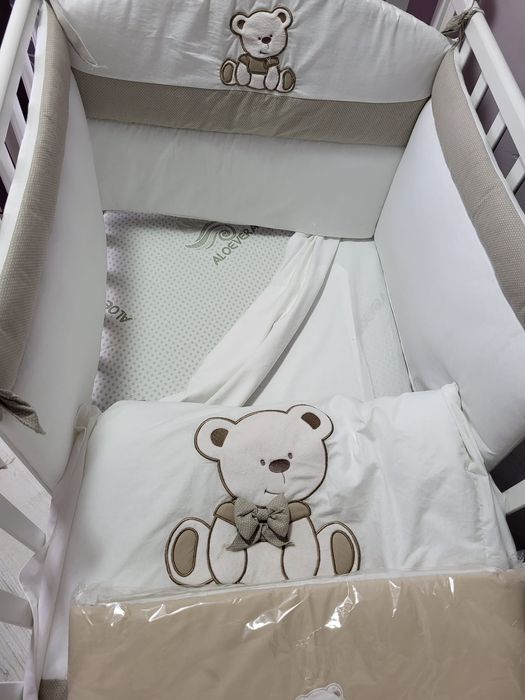 Vând pătuț pentru copil