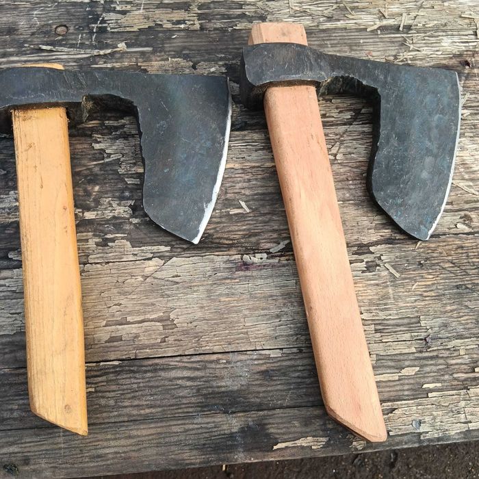 Bardă măcelar din foaie de arc