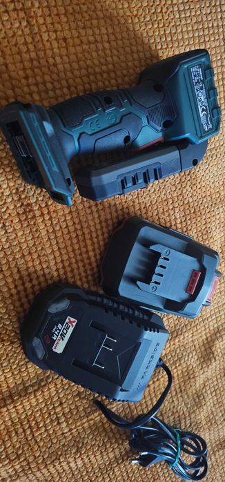 lanterna Parkside cu led fara acumulator si fara incarcator 20v, 12v