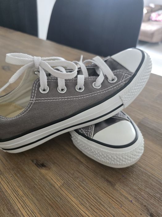 Converse marimea 36