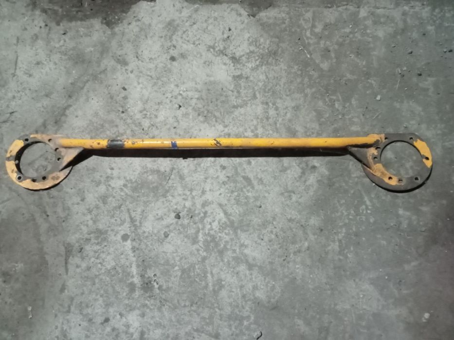 Продам распорку передние стояле на ваз 2114