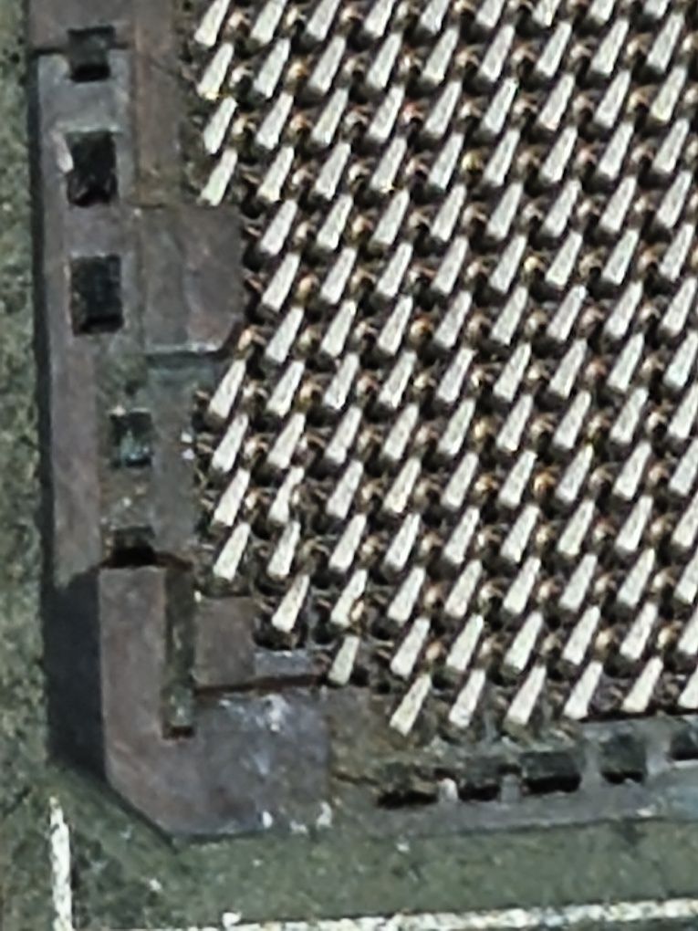 Материнская плата H61MGV (Socket LGA 1155)

Плата не запускается, есть