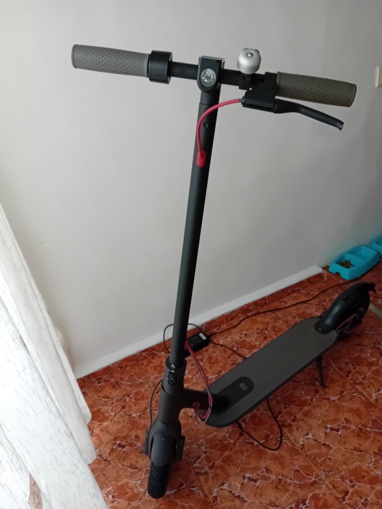 Trotineta electrica m365 pro