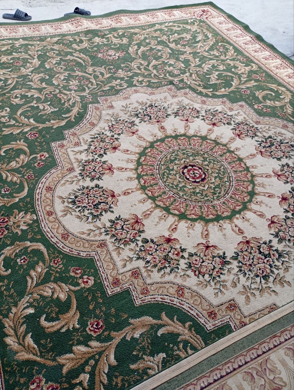 Gilam gozal holatda