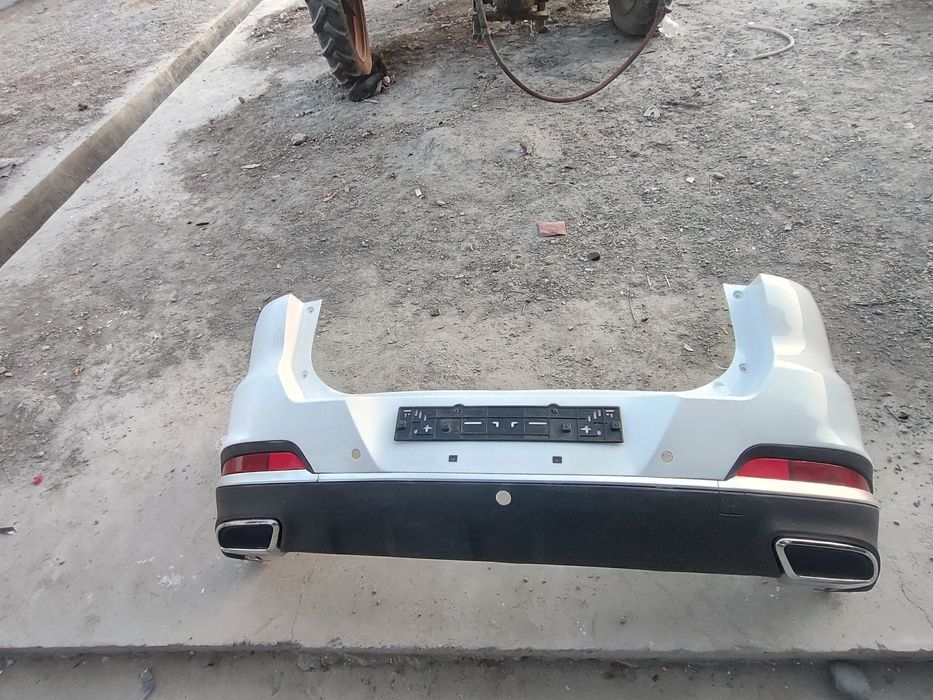 Chery 7 Pro orqa bamper kampilek holatda hamma narsasi bor