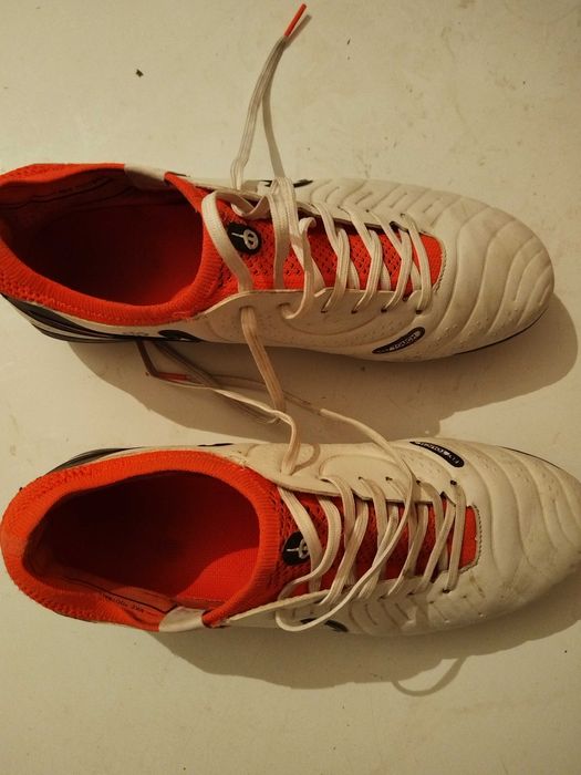 Бутсы найк почти новый