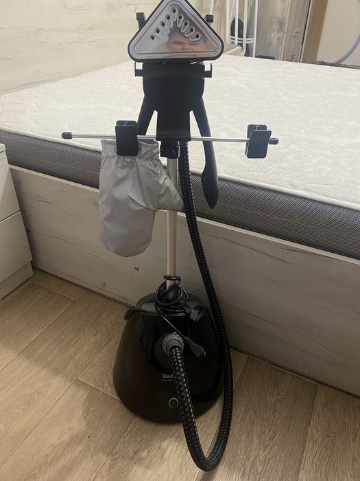 Продам отпариватель Tefal