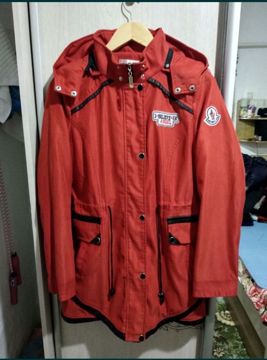 Спортивка, куртка на осень 46/48р, наш адрес Сайрам цент