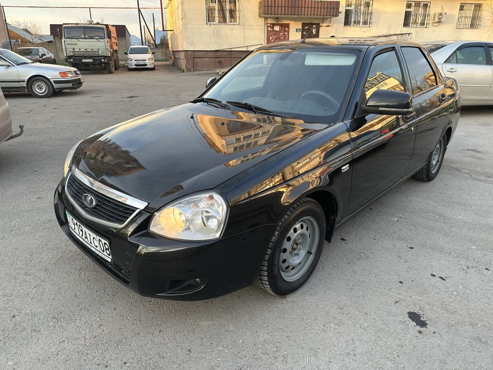 Lada Priora 2 люкс