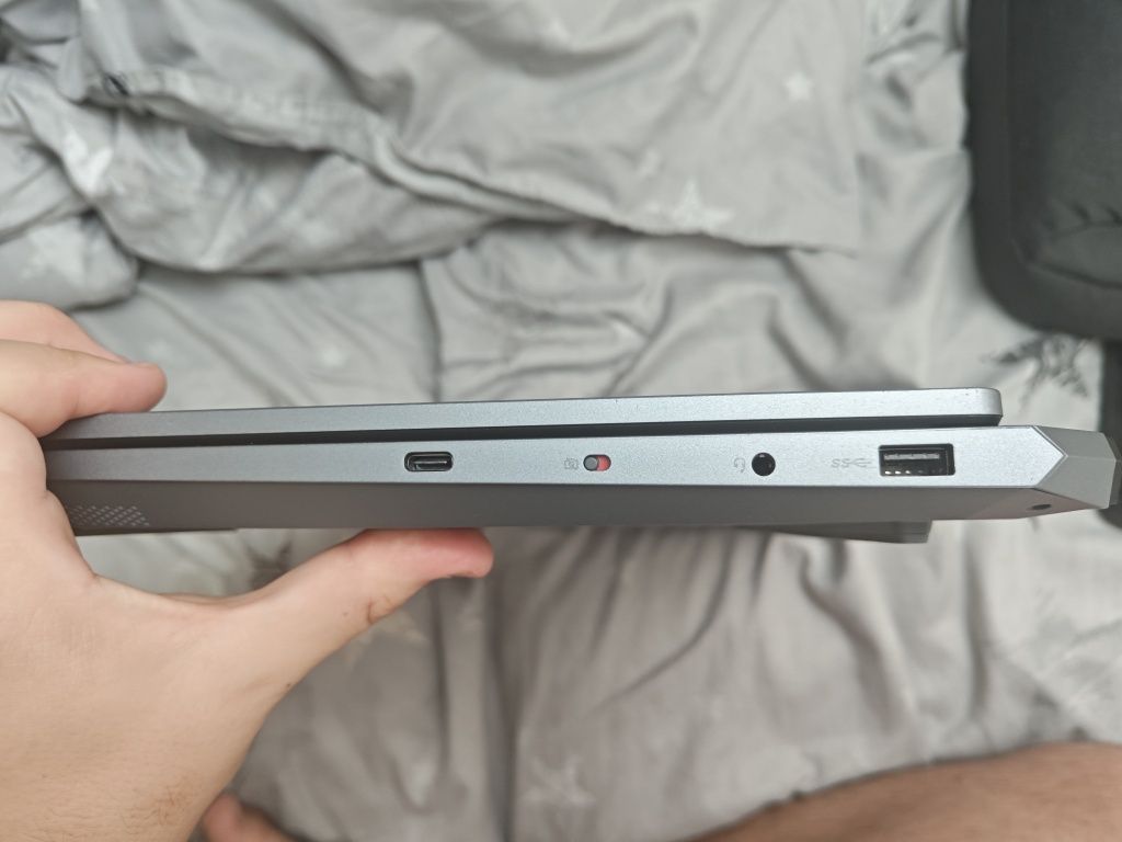 Laptop gaming Lenovo Legion LOQ RTX 4060 Ryzen 7 24GB RAM