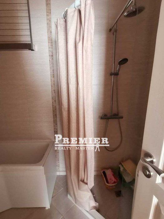 Продава се Тристаен апартамент в Бургас, Акациите - 75 кв.м за 1427 €/кв.м - Снимка #7