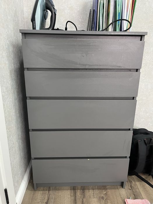 Продам серый комод