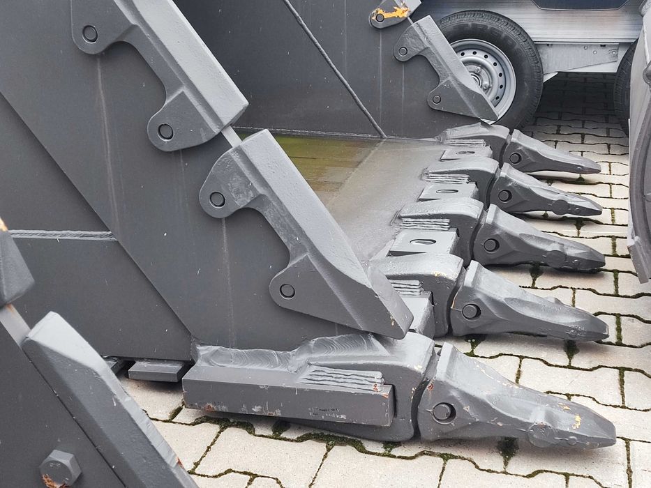 Cupă excavator ranforsată pentru CX460