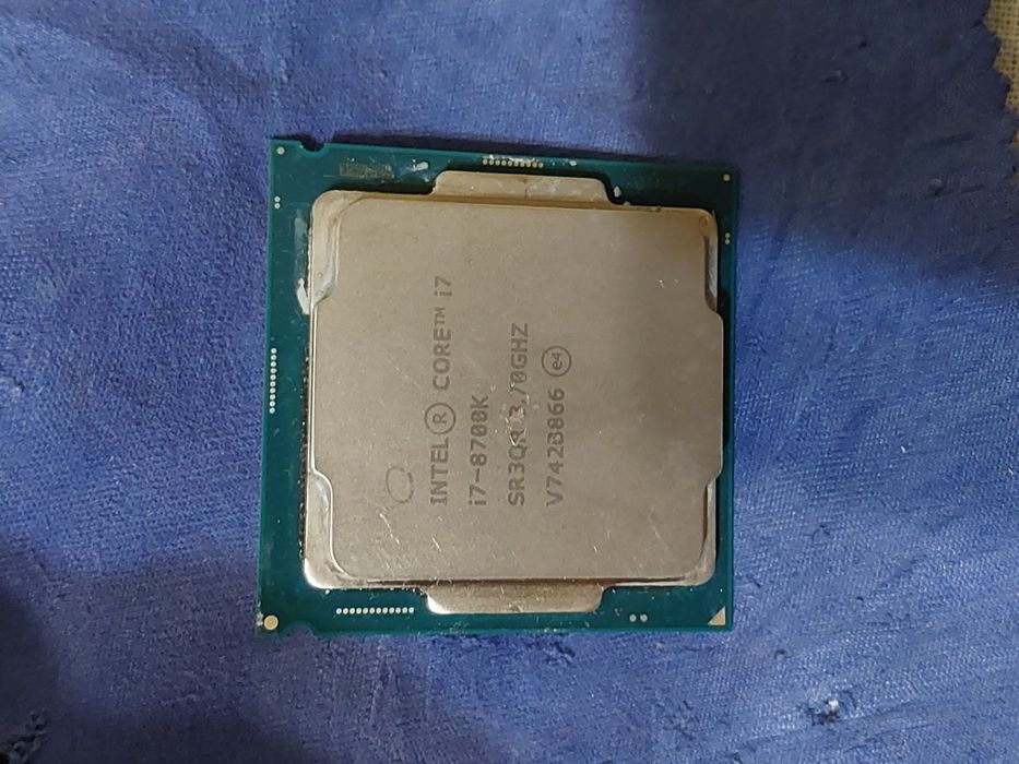 Intel Core i7 8700K, LGA 1151