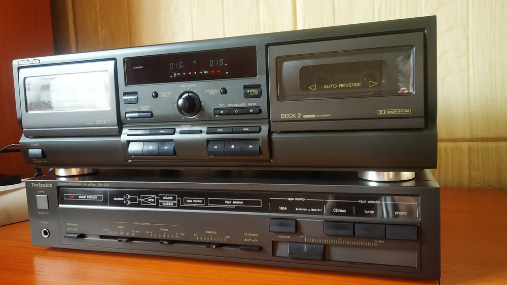 Продаю усилитель и деку Technics