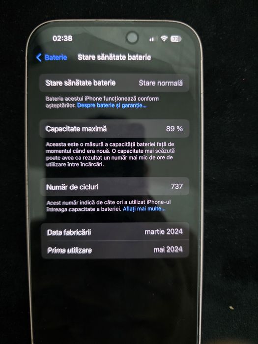 Iphone 15 roz impecabil