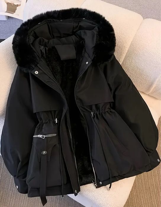 Чисто ново зимно яке с качулка