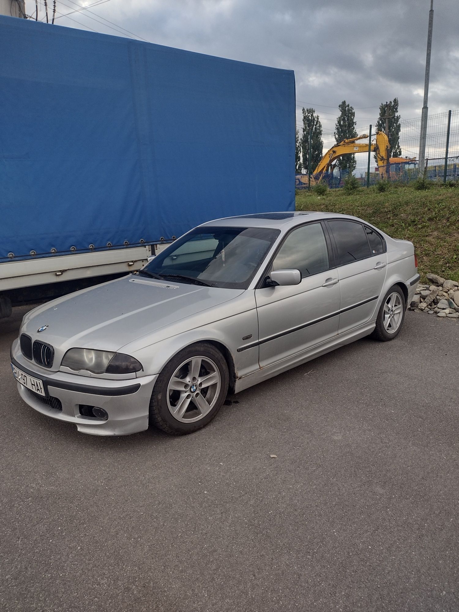 vând BMW e46 320 d