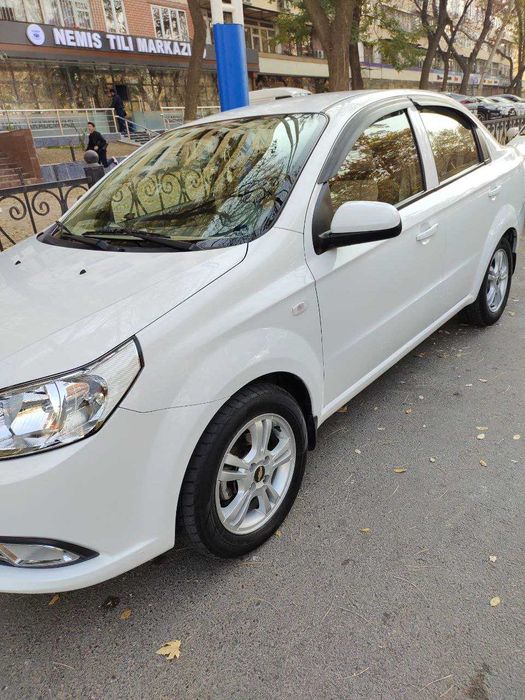 Срочно!!! продается автомобиль CHEVROLET NEXIA-3