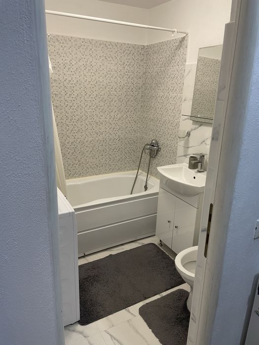 Garsoniera zona Grivitei