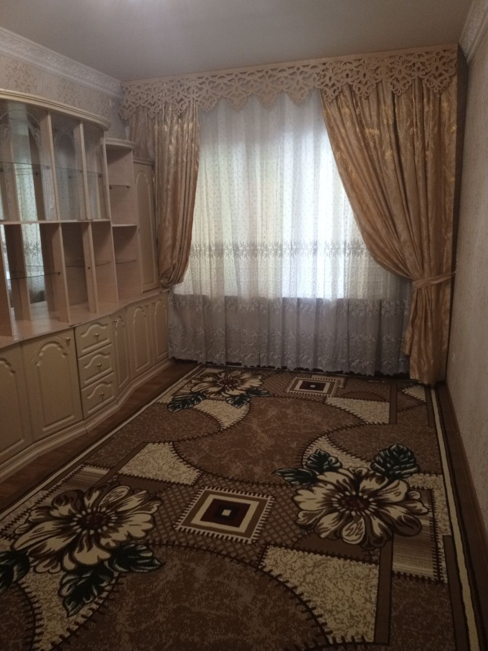 Аренда квартира.массив куйлик 7