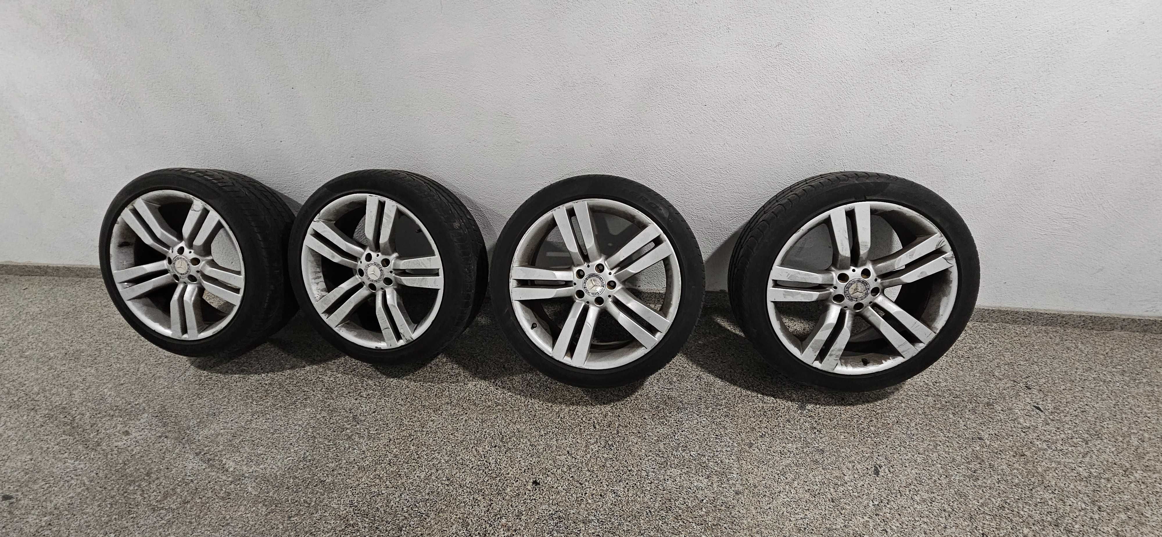 Оригинални джанти Mercedes 20 цола с гуми Pirelli
