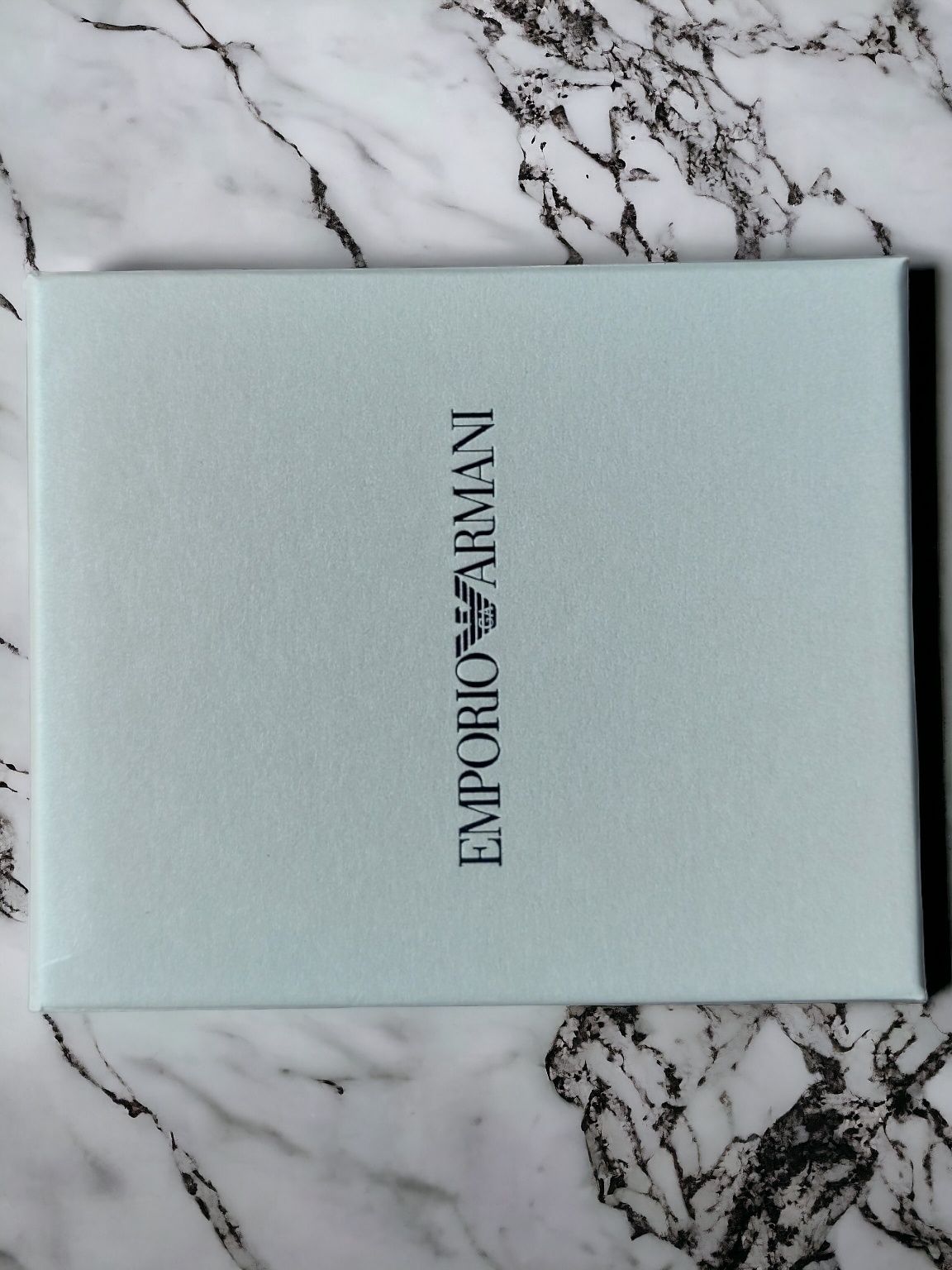 НОВ Дамски часовник Emporio Armani