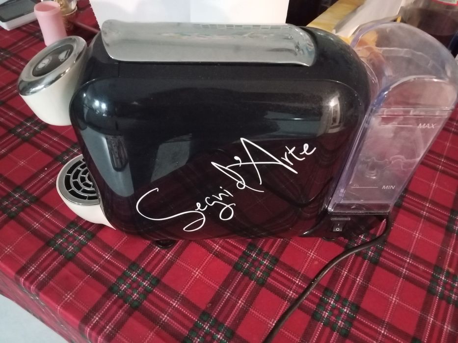 Apărat de cafea cu capsule