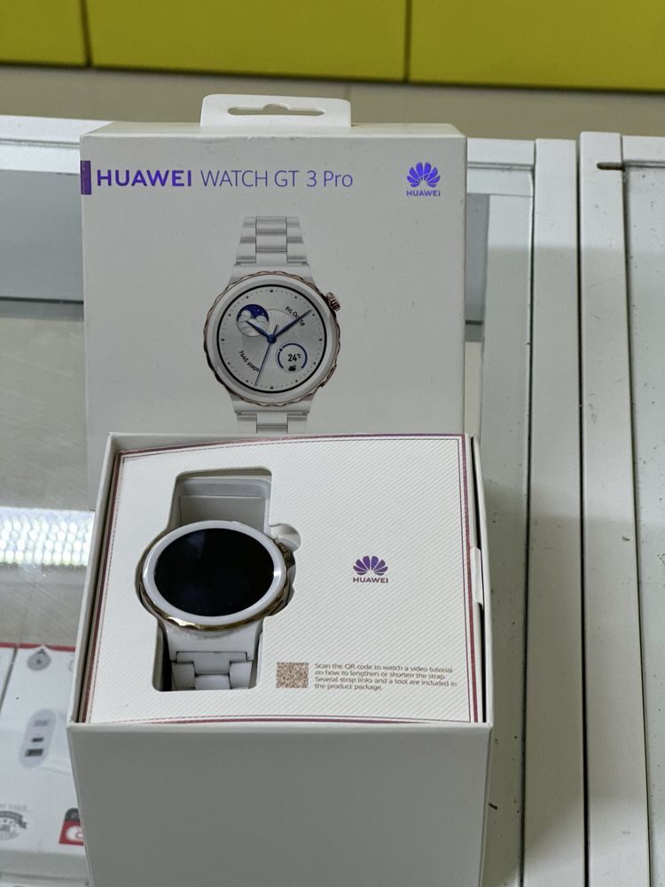 Huawei Watch GT 3 Pro – Ceramic Edition