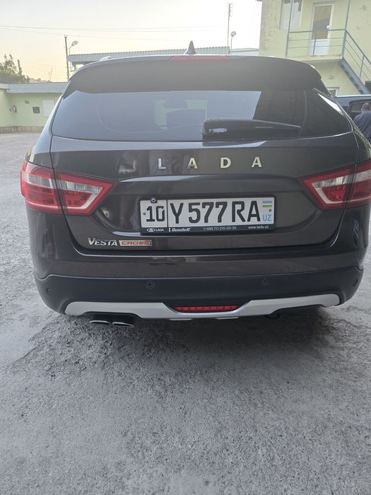 Срочно продаётся Lada Vesta SW Cross 1.6