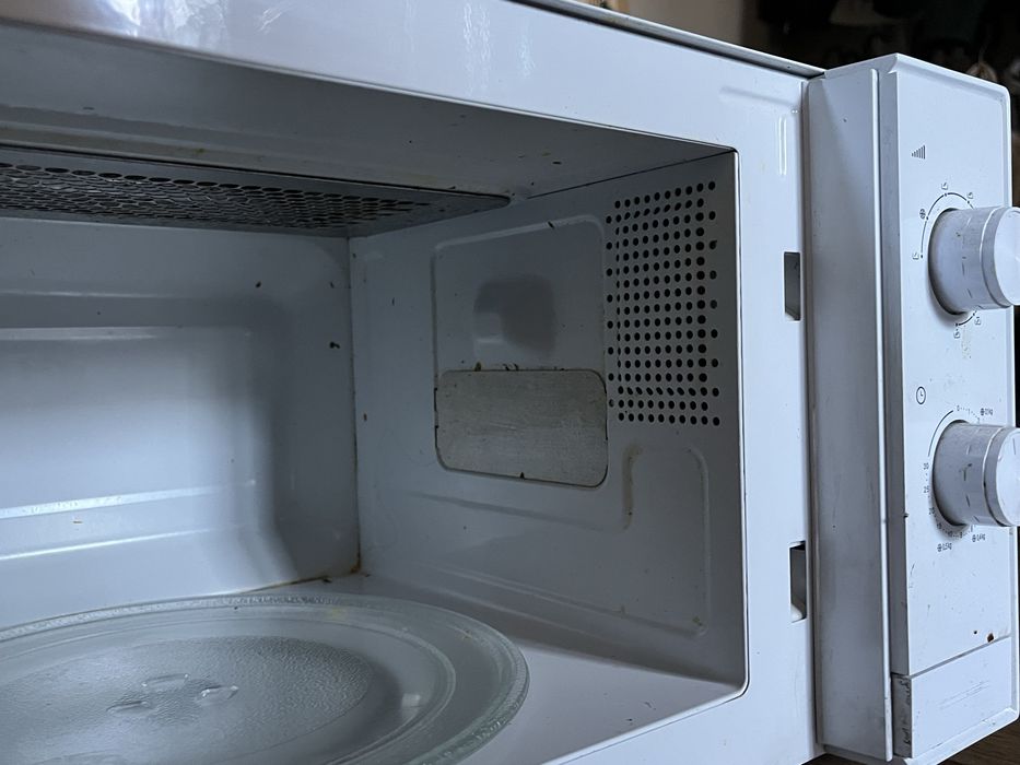 Cuptor cu microunde Beko Defect