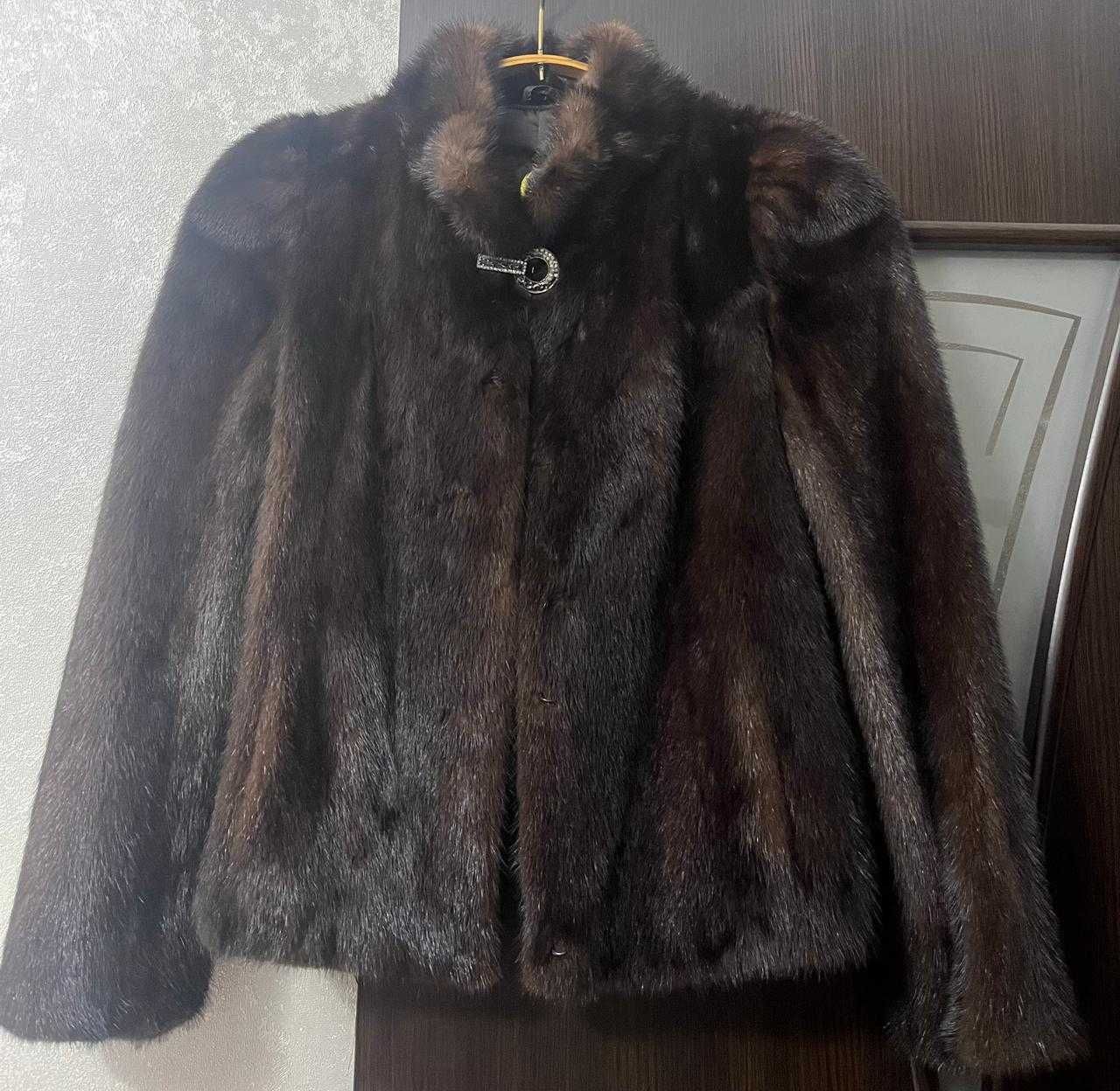 Продается норковая полушубка!