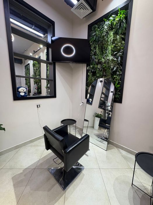 Парикмахерское кресло