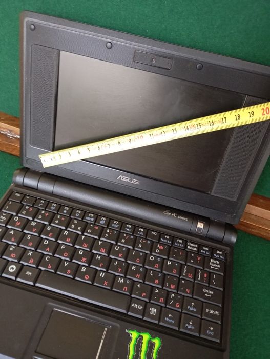Малък Лаптоп Асус / Нотбук
